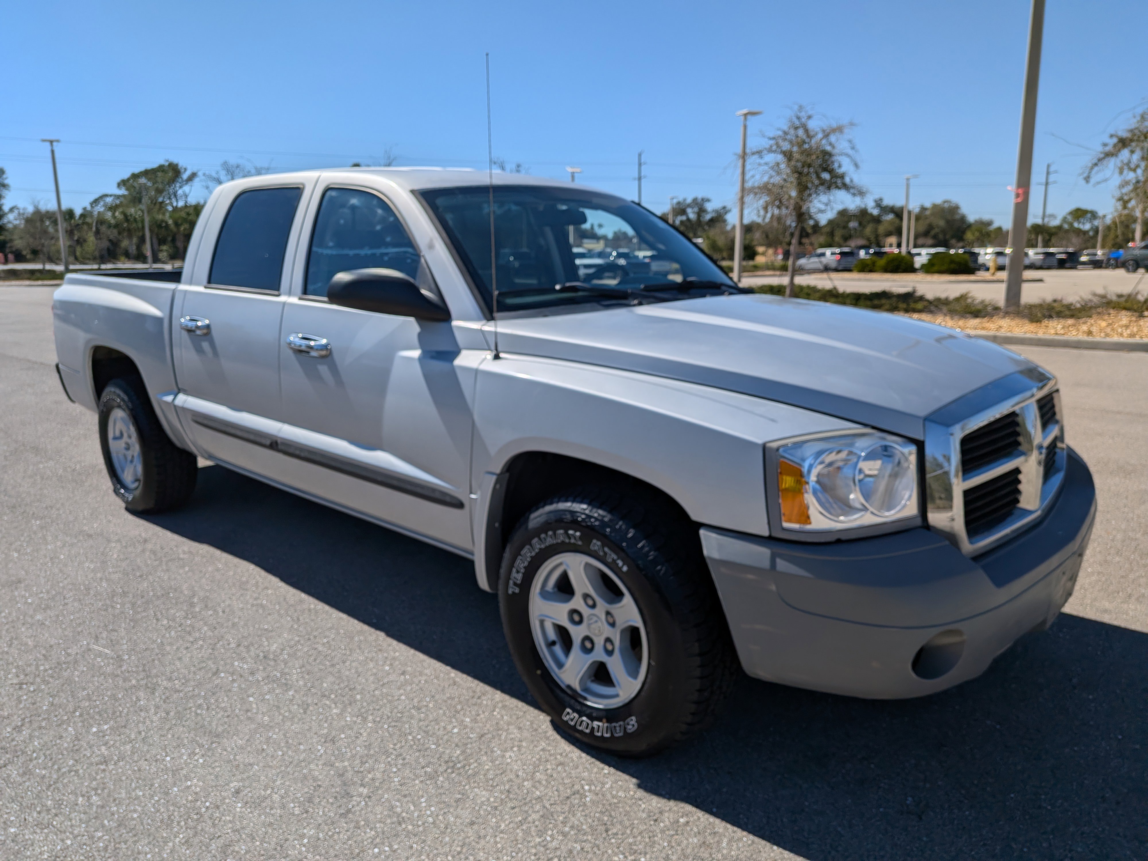 Used 2006 Dodge Dakota SLT with VIN 1D7HE48K26S697952 for sale in Port Charlotte, FL