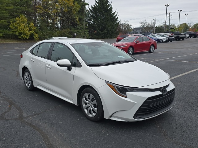 Used 2024 Toyota Corolla LE with VIN 5YFB4MDE0RP144693 for sale in Northfield, Minnesota