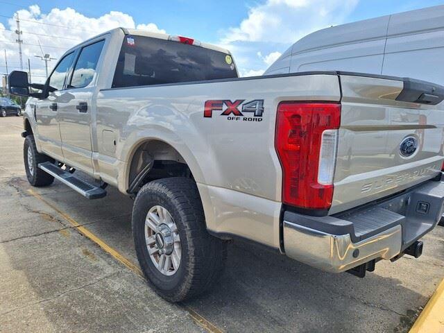 2018 Ford F-250 XLT photo 6