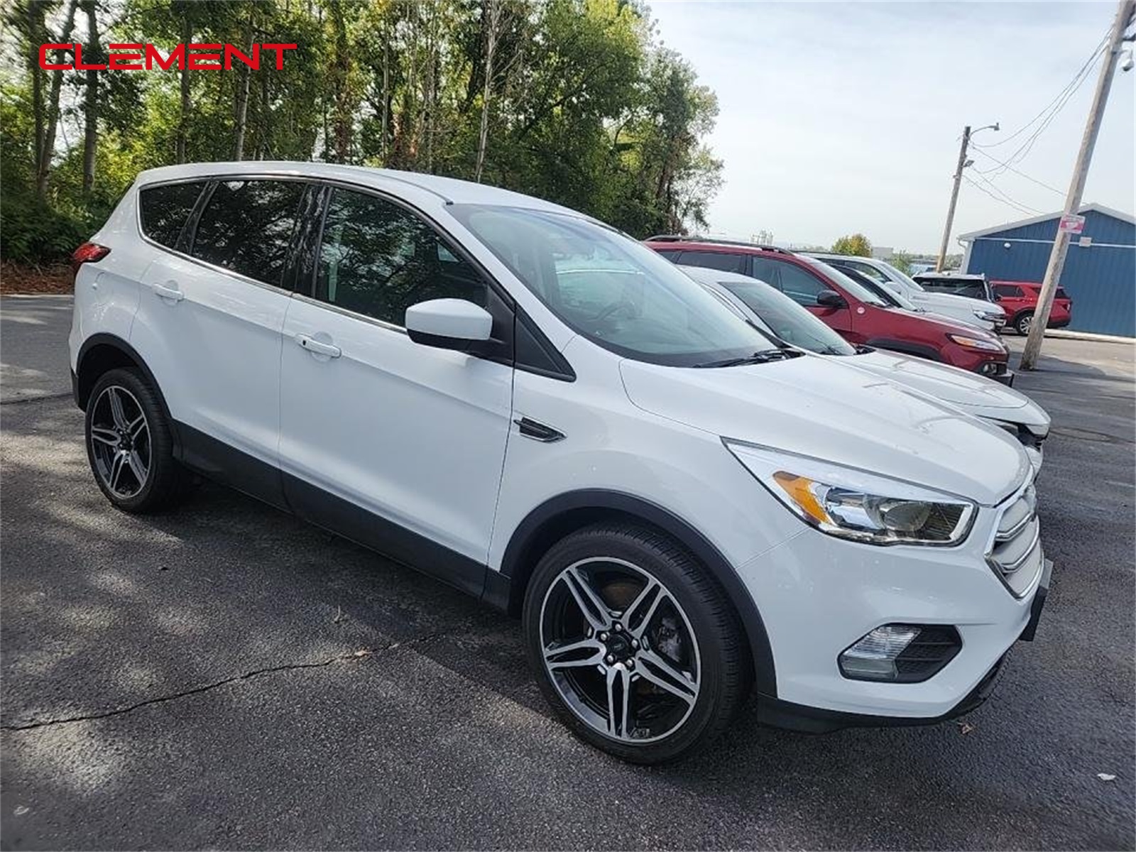 2019 Ford Escape SE photo 2