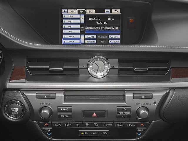2013 Lexus ES 350 photo 9