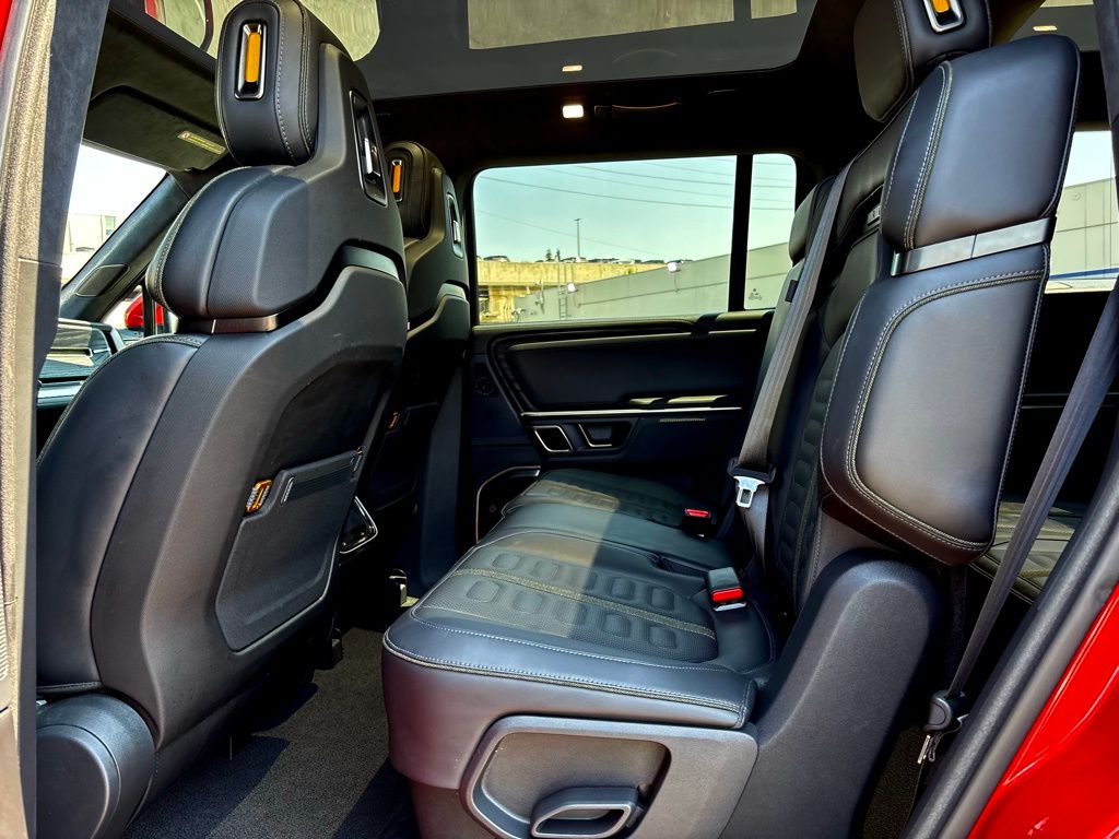 2024 Rivian R1S Adventure photo 20