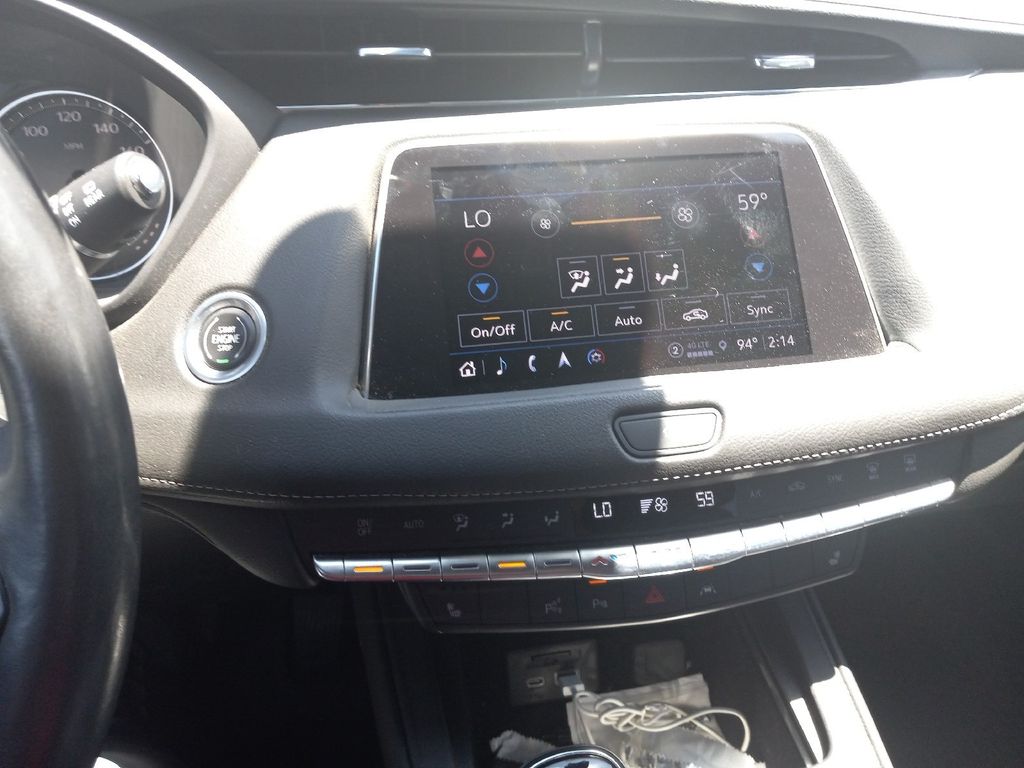2023 Cadillac XT4 Premium Luxury photo 6