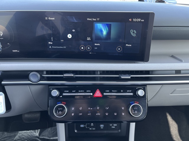 2025 Hyundai Tucson Limited photo 11