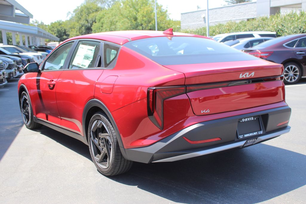 2025 Kia K4 EX photo 7