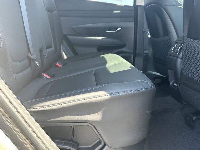 2025 Hyundai Tucson SEL Convenience photo 11