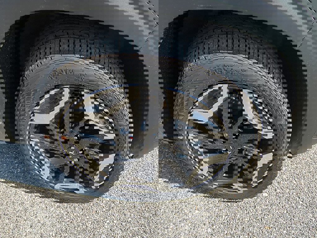 2025 Kia Seltos SX photo 11