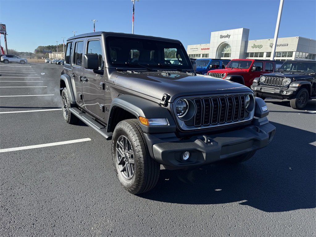 2026 Jeep Wrangler 4-Door Sport S's photo