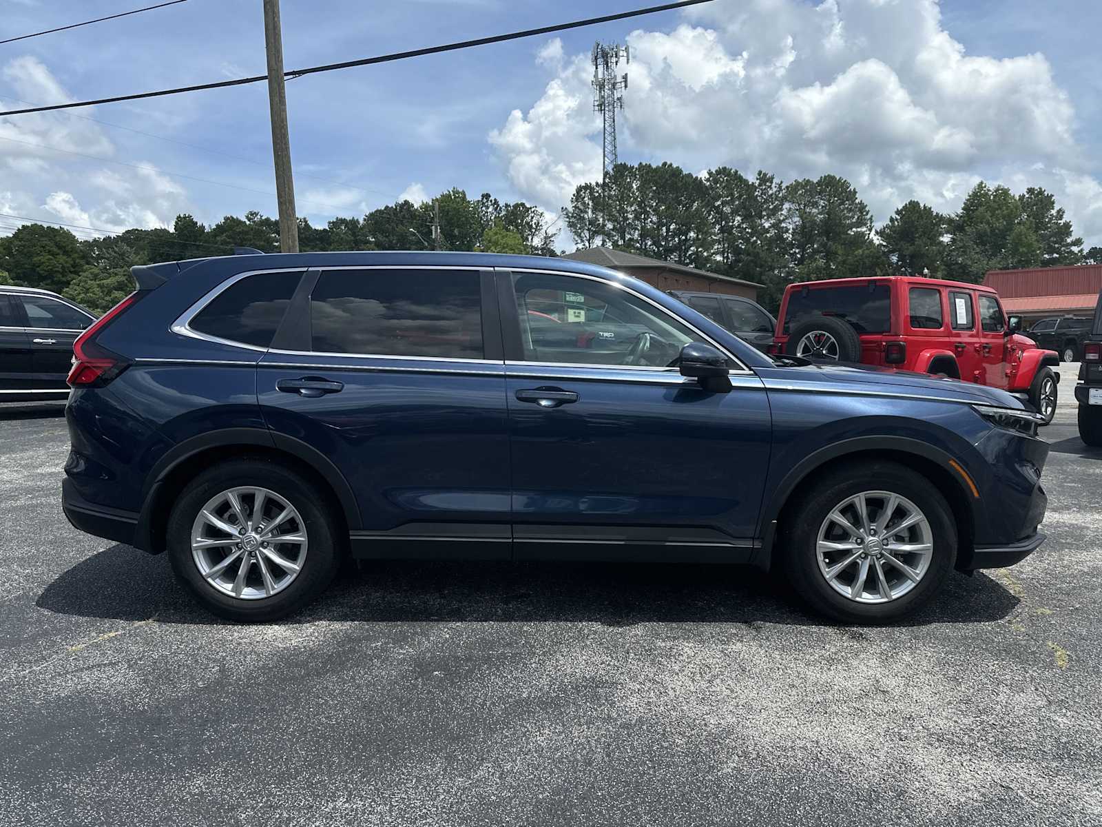 2024 Honda CR-V EX photo 3