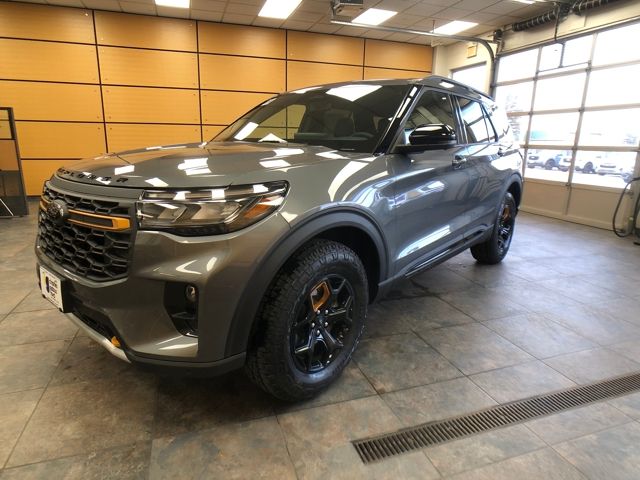 2026 Ford Explorer photo 3