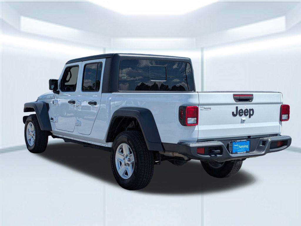 2023 Jeep Gladiator Sport photo 3