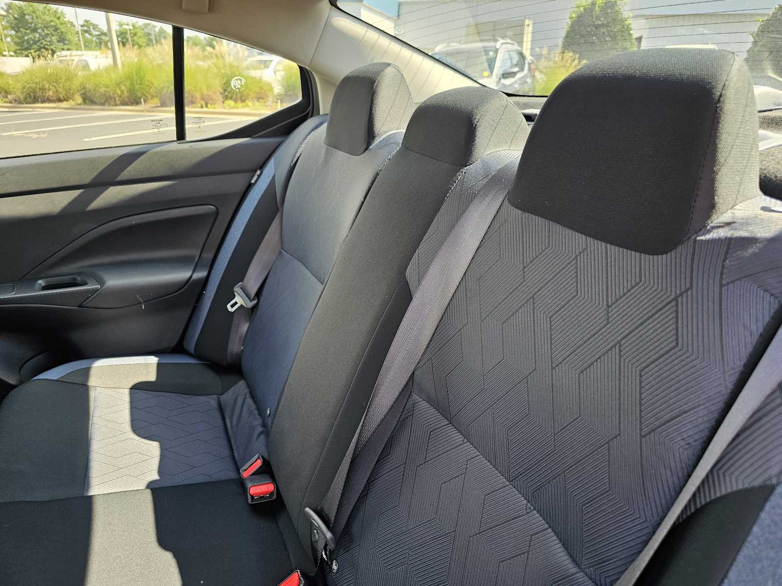 2025 Nissan Versa SV photo 28