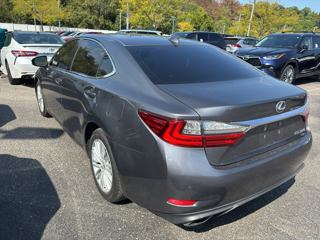 2017 Lexus ES 350 Base photo 3