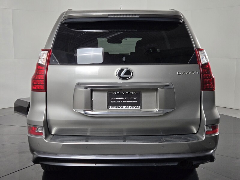 2020 Lexus GX 460 photo 3