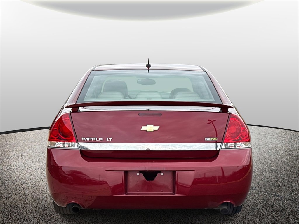 2009 Chevrolet Impala 2LT photo 4