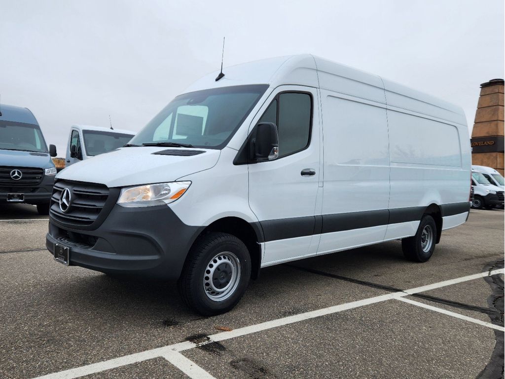 New 2024 MercedesBenz Sprinter 3500 XD 3500XD High Roof 4Cyl Diesel