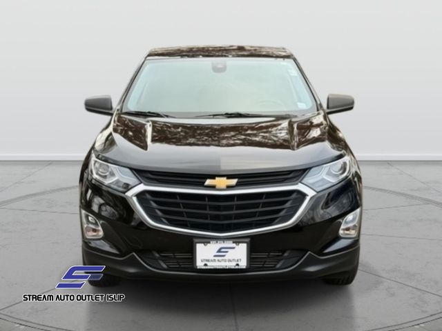 2021 Chevrolet Equinox LS photo 2