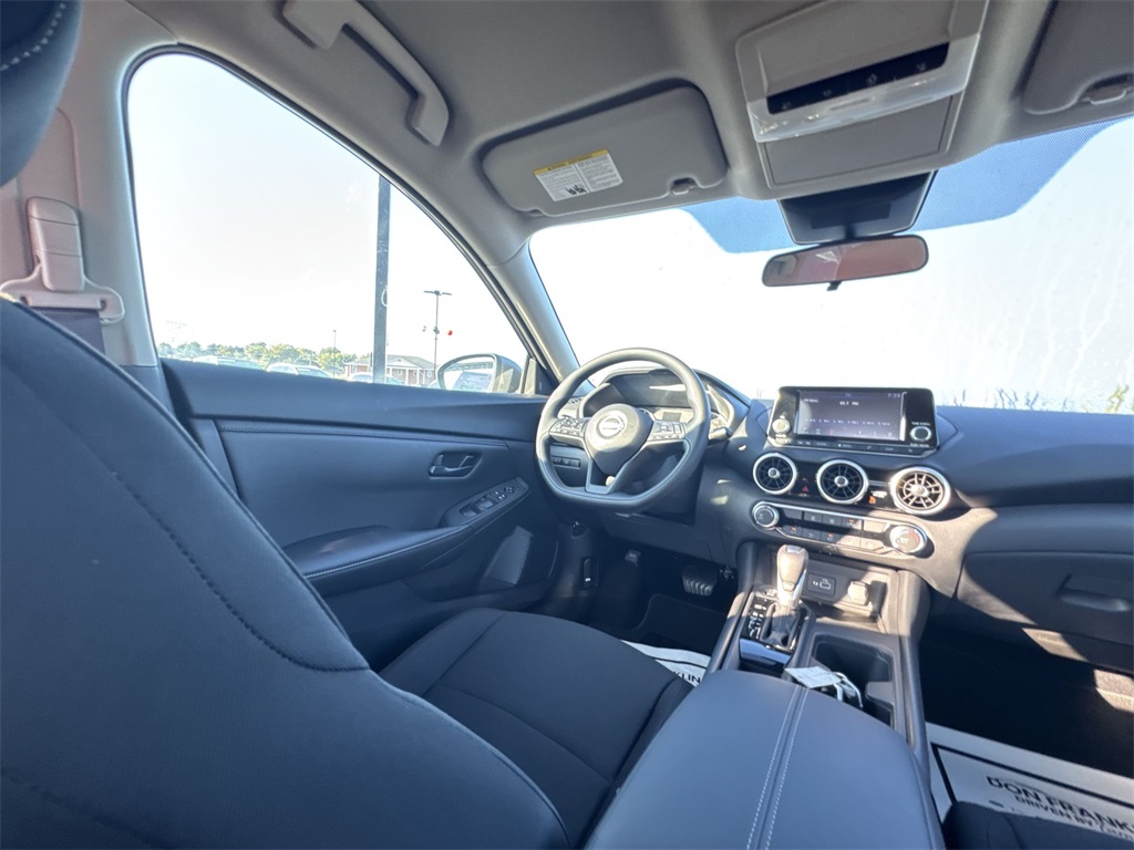 2025 Nissan Sentra S photo 15
