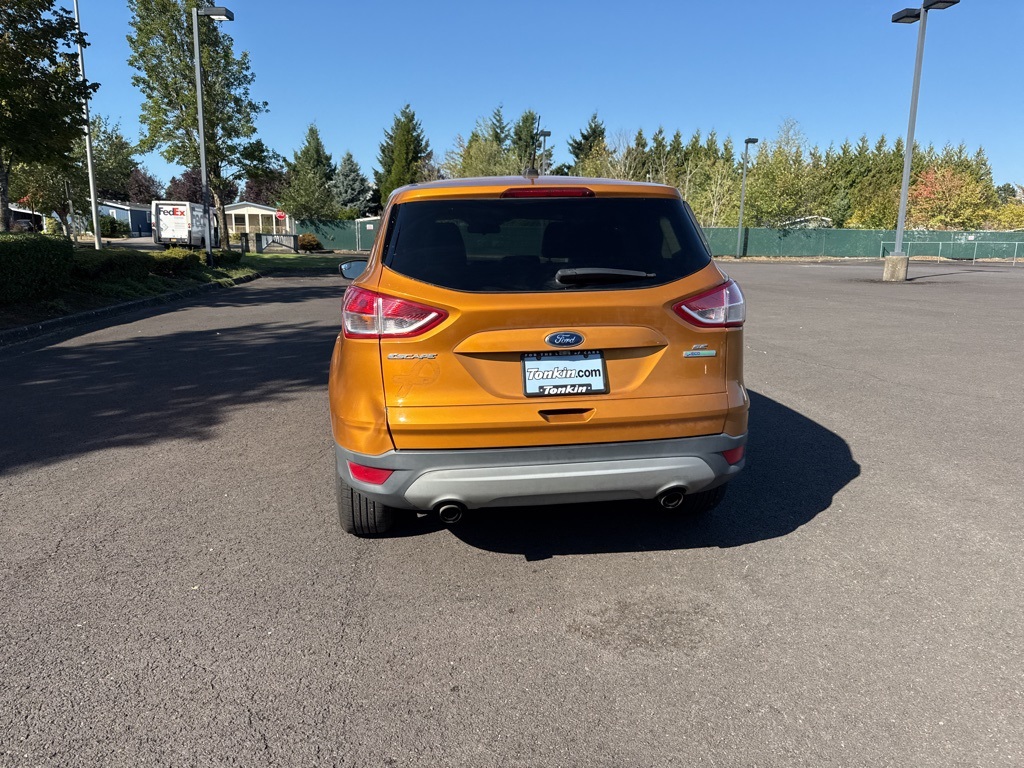 2016 Ford Escape SE photo 6