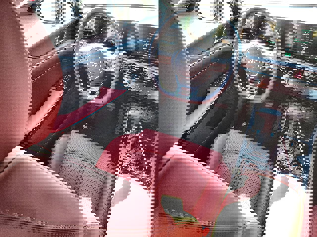 2025 Kia K5 GT-Line photo 15