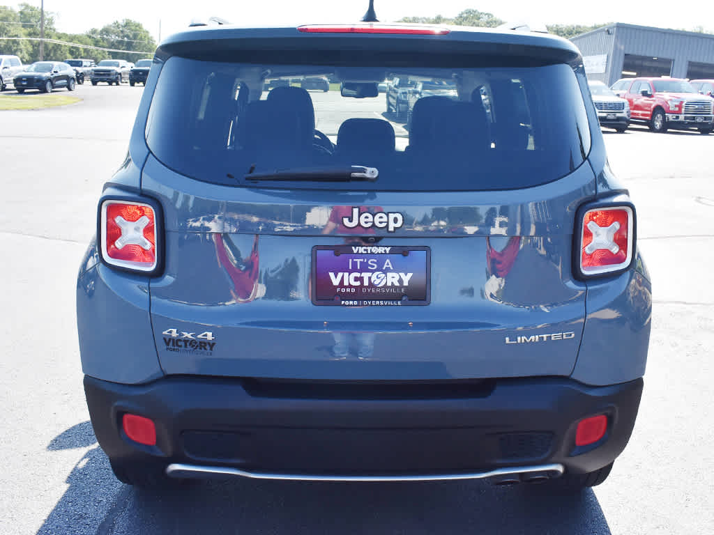 2017 Jeep Renegade Limited photo 23