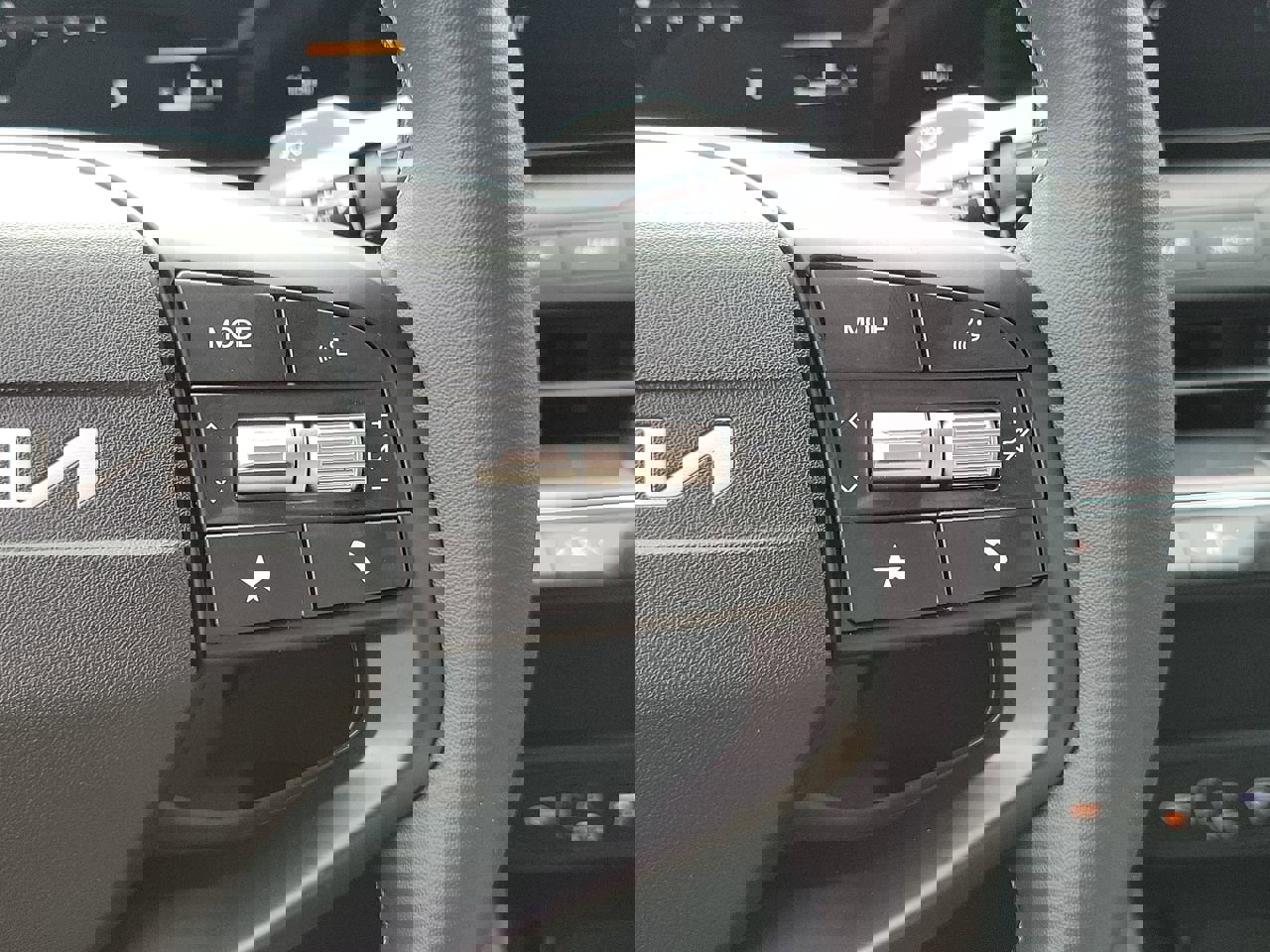 2025 Kia K4 EX photo 22
