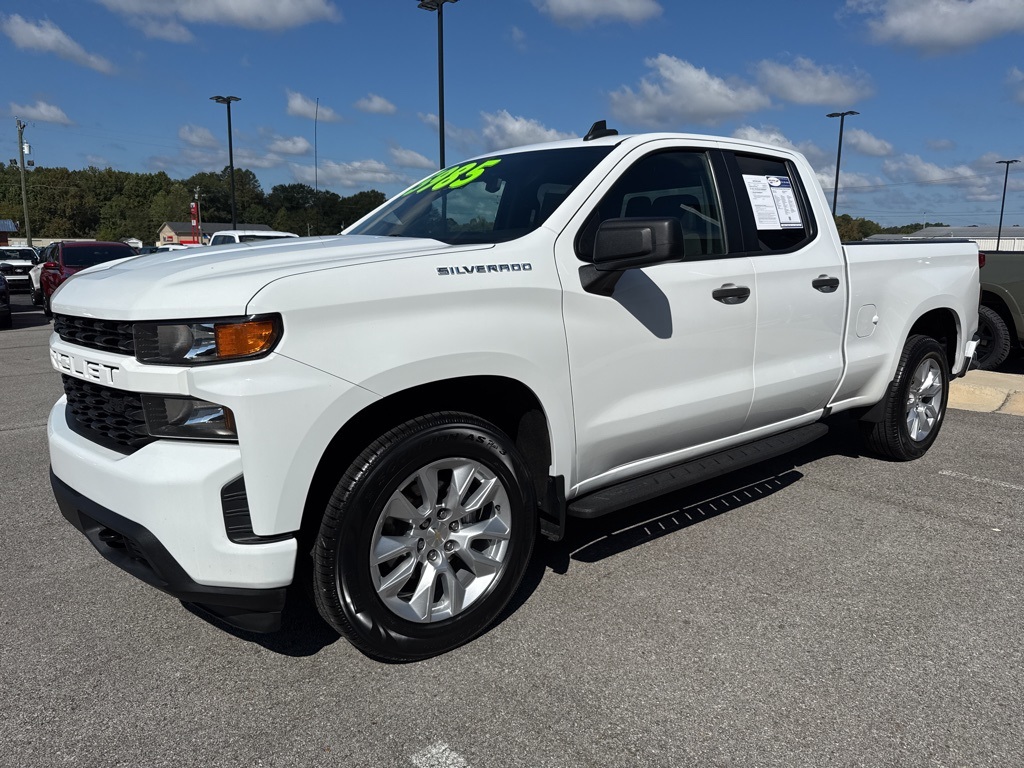2022 Chevrolet Silverado 1500 Custom photo 4