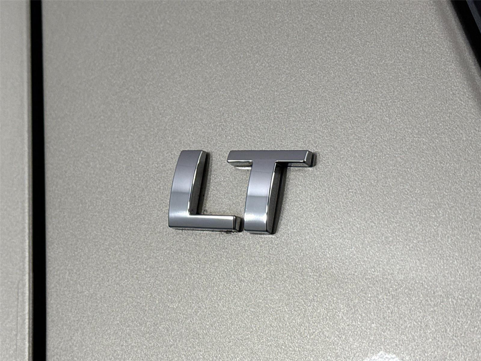 2013 Chevrolet Tahoe LT photo 10
