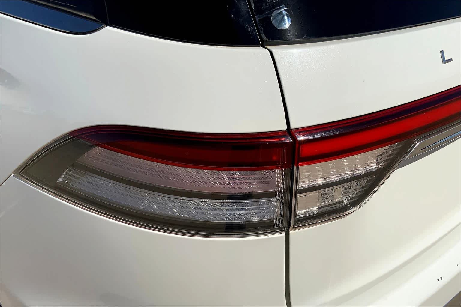2020 Lincoln Aviator Reserve photo 25