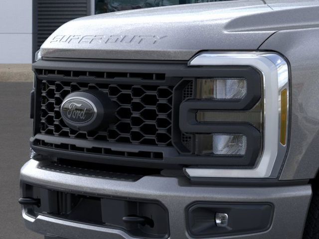 2025 Ford F-350 Lariat photo 17