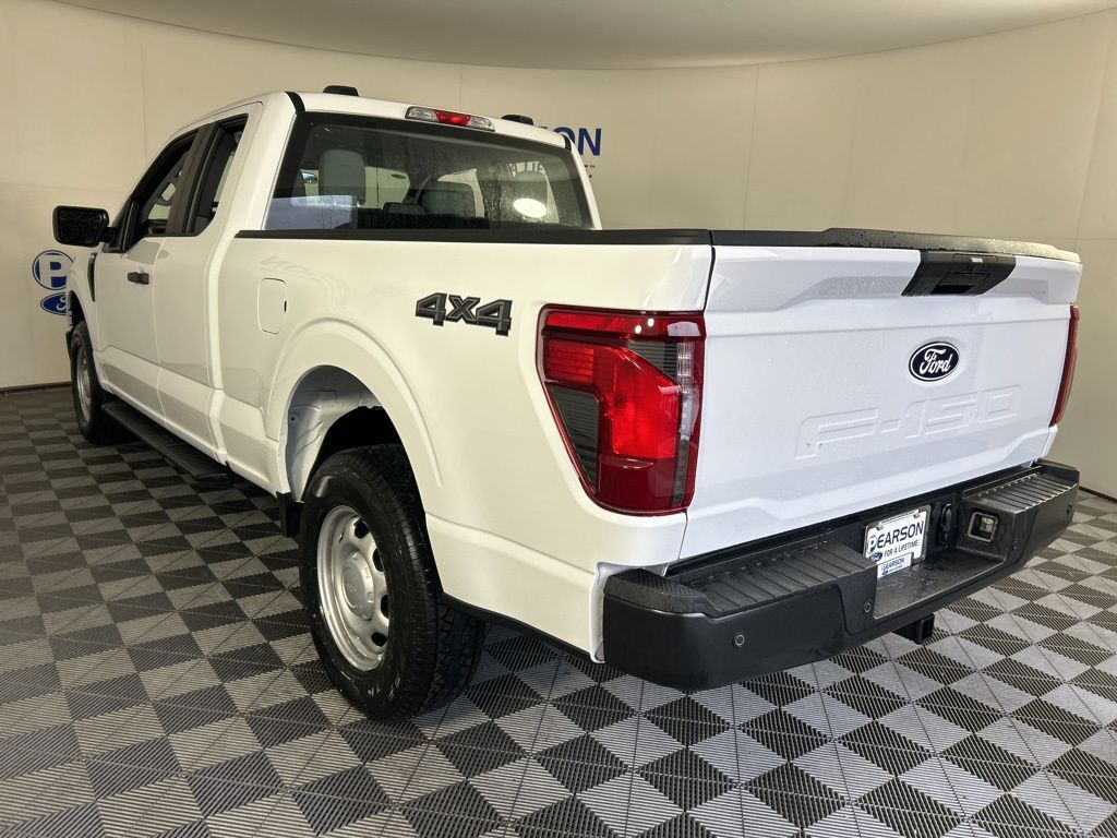 2025 Ford F-150 XL photo 4