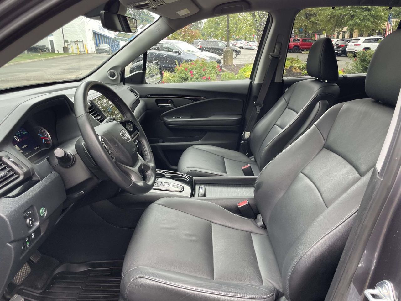 2022 Honda Pilot Touring photo 10
