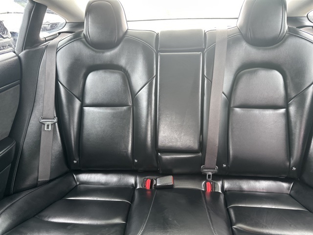2018 Tesla Model 3 Long Range photo 15