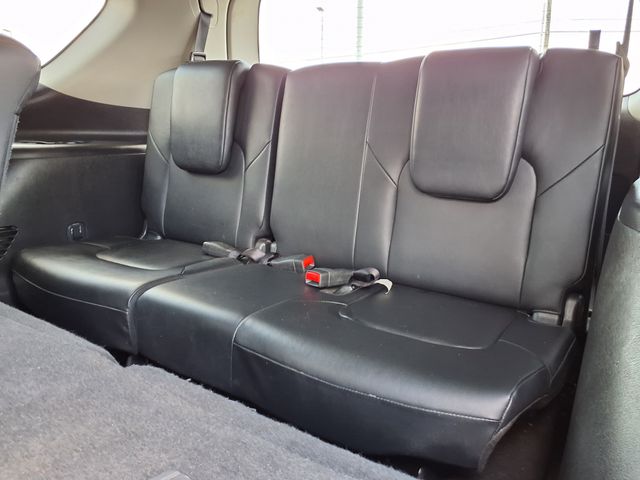 2024 Nissan Armada SL photo 9