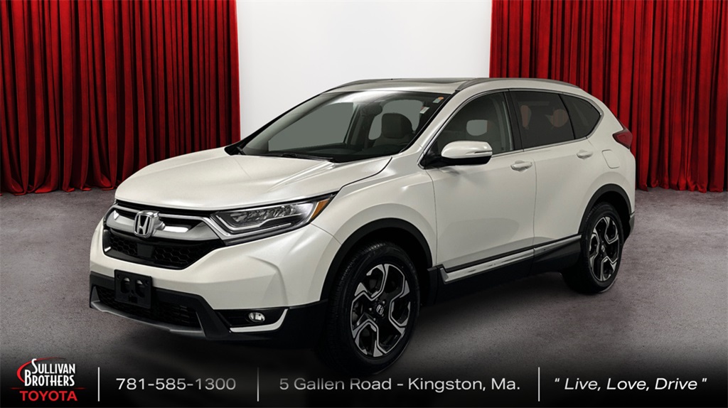 Used 2017 White Honda Touring image 1