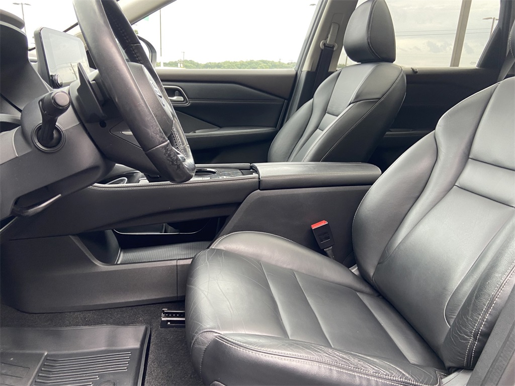 2021 Nissan Rogue SL photo 12