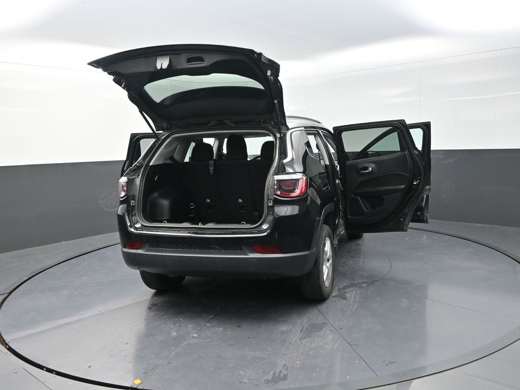 2021 Jeep Compass Sport photo 31