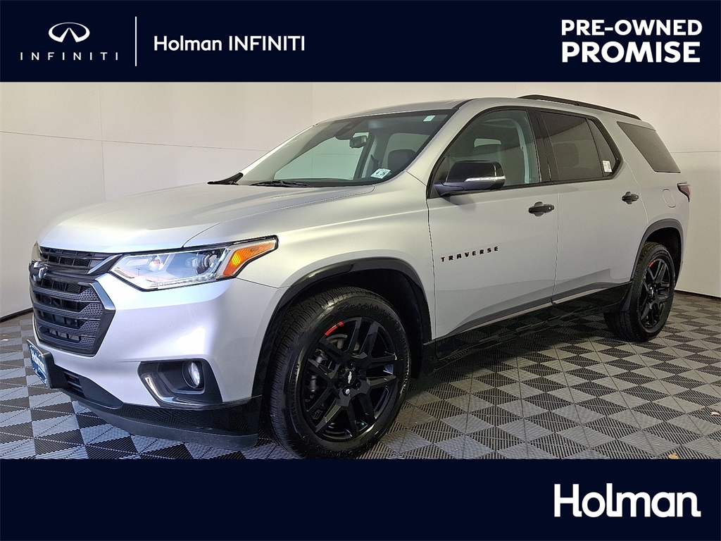 2021 Chevrolet Traverse Premier's photo