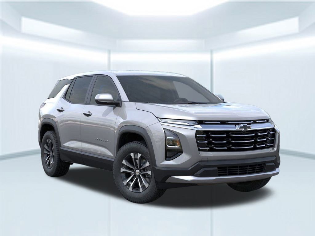 2026 Chevrolet Equinox LT photo 2