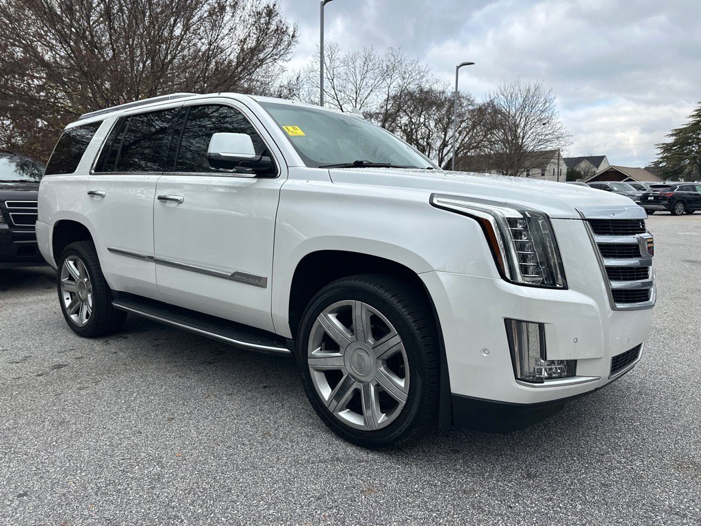 2019 Cadillac Escalade Luxury's photo