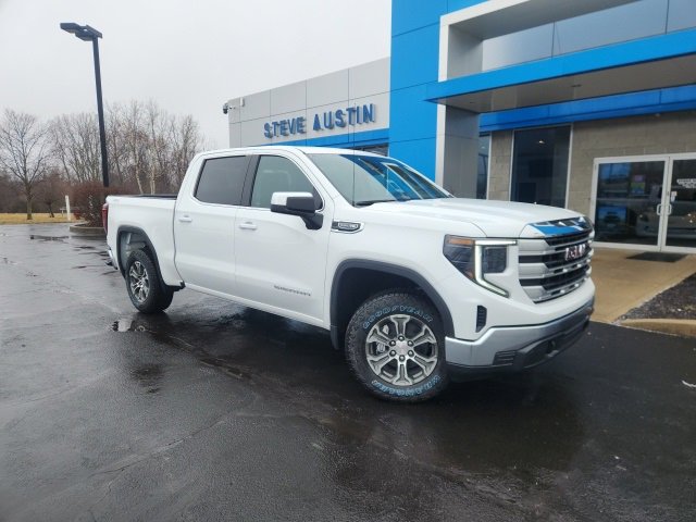 2025 GMC Sierra 1500 SLE's photo