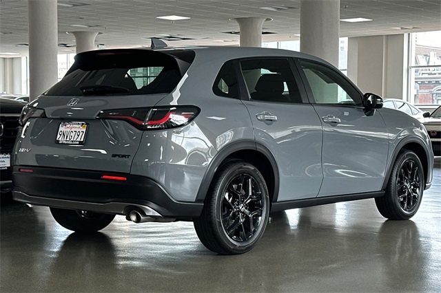 2025 Honda HR-V Sport photo 6