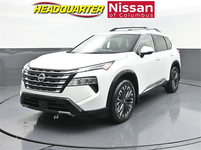 2026 Nissan Rogue Platinum's photo