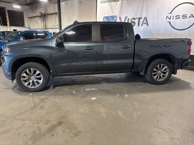 2020 Chevrolet Silverado 1500 RST photo 2
