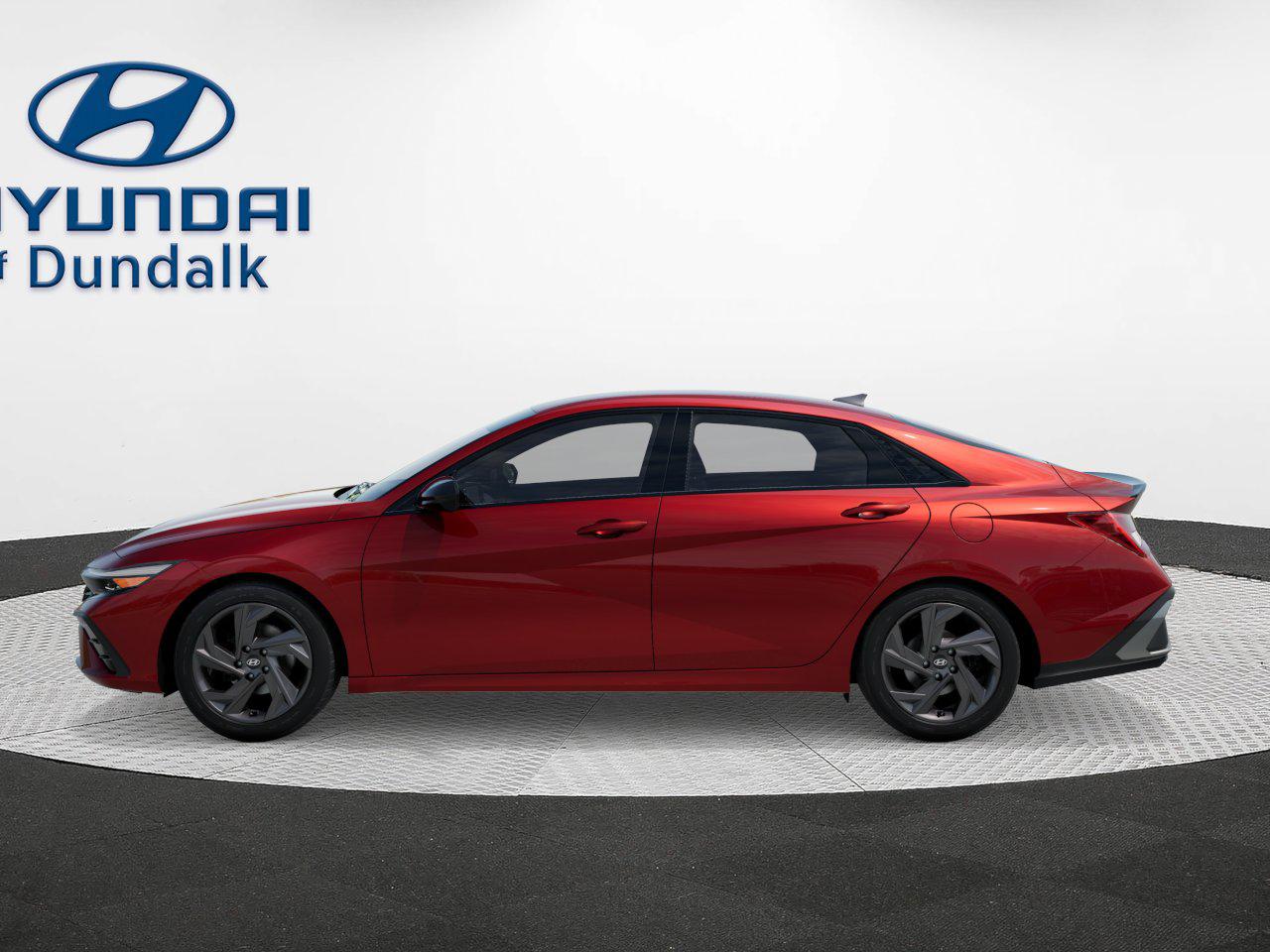 2026 Hyundai Elantra SEL Sport photo 3