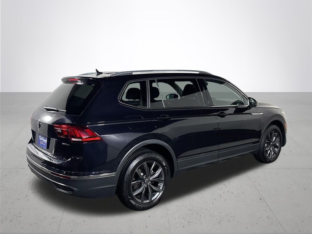 2022 Volkswagen Tiguan SE photo 6
