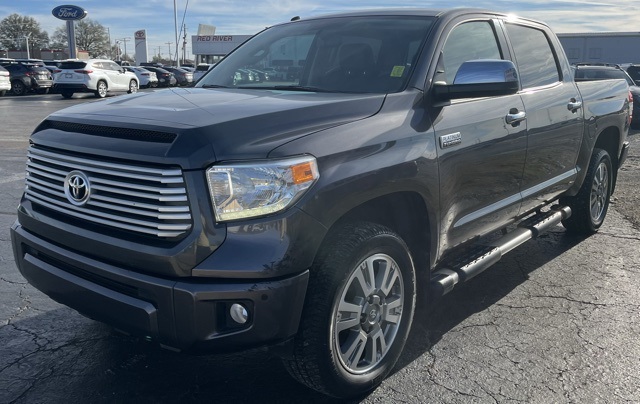 2017 Toyota Tundra Platinum photo 2