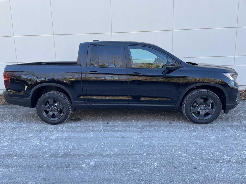 2026 Honda Ridgeline TrailSport photo 3