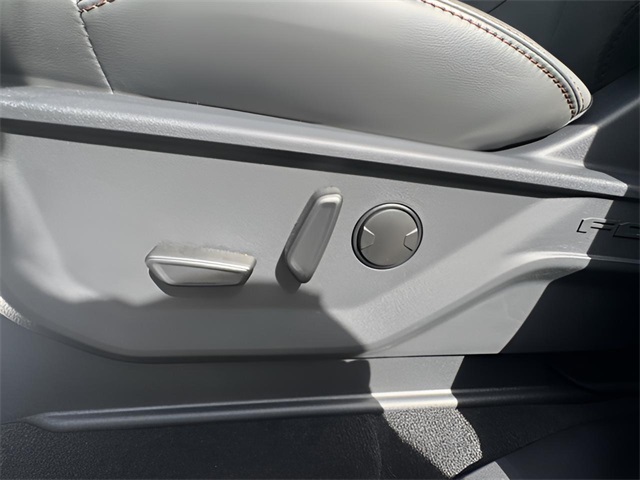 2025 Ford Expedition MAX XLT photo 27