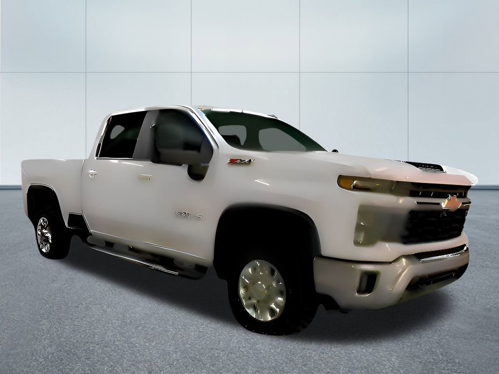 2024 Chevrolet Silverado 2500HD LT photo 2